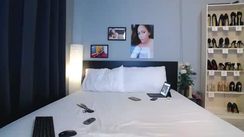 Bee if you ever see the girl who can take 12 inch all the way inside the ass try me online show from 11/18/25, 01:33