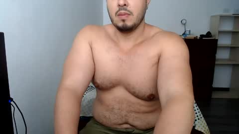Snapshot of beefypecs_10 chatting on 06/05/26, 08:14 Criss2fer online show from 06/05/26, 08:14