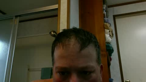 Snapshot of beer_money69 chatting on 02/12/25, 08:18 beer_money69 online show from 02/12/25, 08:18