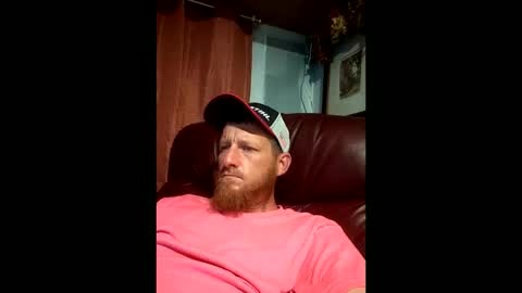 Snapshot of begme88 chatting on 02/14/26, 10:50 begme88 online show from 02/14/26, 10:50