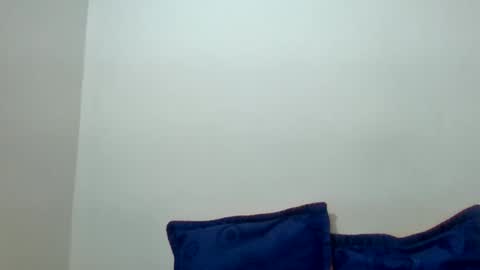 Snapshot of behla_rouseh chatting on 02/11/25, 11:21 Behla Rouseh online show from 02/11/25, 11:21