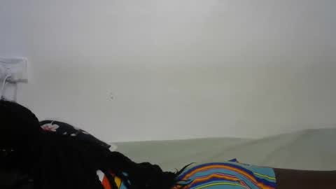 Snapshot of beib_love chatting on 12/15/24, 04:07 beib_love online show from 12/15/24, 04:07