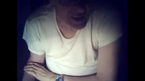 bekklove1 online show from 11/18/25, 12:38