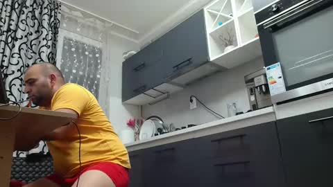 kevin and Bella online show from 12/09/24, 07:29