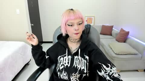 Snapshot of bela_craxkerr chatting on 05/04/26, 12:34 Bela online show from 05/04/26, 12:34