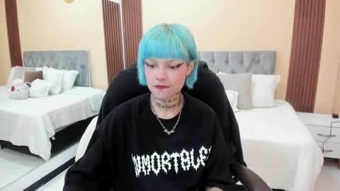 Snapshot of bela_craxkerr chatting on 06/04/26, 01:06 Bela online show from 06/04/26, 01:06