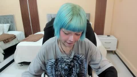 Snapshot of bela_craxkerr chatting on 06/06/26, 12:43 Bela online show from 06/06/26, 12:43
