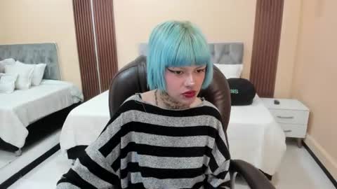 Snapshot of bela_craxkerr chatting on 06/12/26, 01:43 Bela online show from 06/12/26, 01:43
