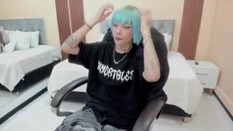 Snapshot of bela_craxkerr chatting on 06/15/26, 12:51 Bela online show from 06/15/26, 12:51