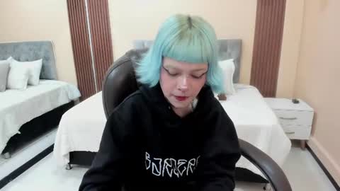 Snapshot of bela_craxkerr chatting on 06/24/26, 12:48 Bela online show from 06/24/26, 12:48