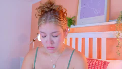 Snapshot of belamiller chatting on 09/18/25, 11:34 BELA online show from 09/18/25, 11:34