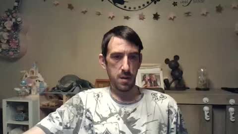 Snapshot of belgianboy33 chatting on 03/09/26, 05:44 Dreamcock online show from 03/09/26, 05:44