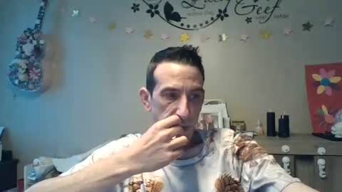 Snapshot of belgianboy33 chatting on 07/13/26, 06:05 Dreamcock online show from 07/13/26, 06:05