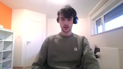 belgiandick2408 online show from 01/05/25, 03:02