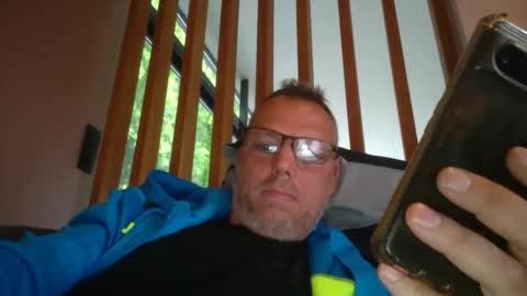 Snapshot of belgianordenary chatting on 05/12/26, 05:37 belgianordenary online show from 05/12/26, 05:37