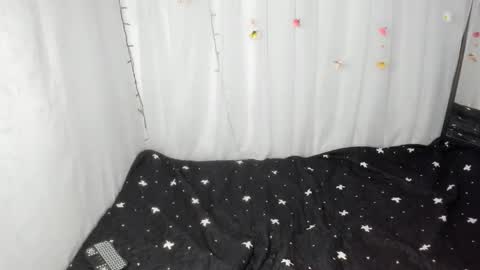 modelo independiente online show from 03/26/26, 10:15