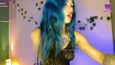 Snapshot of bell_art chatting on 10/08/25, 02:14 online show from 10/08/25, 02:14