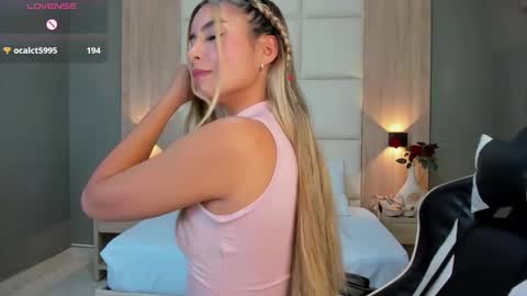 Bella cam online show from 03/12/25, 07:59