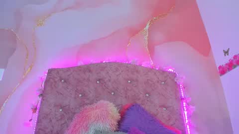 Melanie  online show from 02/11/25, 10:07