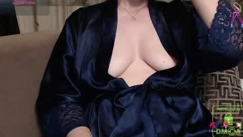 Antonia online show from 06/16/26, 08:28
