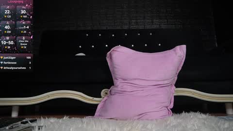 Emma  Bella online show from 01/19/25, 11:43