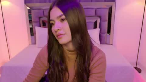 Bella  online show from 11/04/25, 03:49