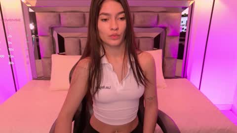 Bella  online show from 01/08/26, 01:13