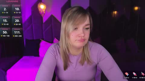 Snapshot of bella_cosmos chatting on 03/07/25, 02:23 Bella online show from 03/07/25, 02:23