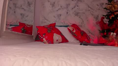 Dessi  online show from 12/03/25, 08:07