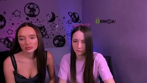 Snapshot of bella_dorn chatting on 07/15/26, 09:25 Bella online show from 07/15/26, 09:25