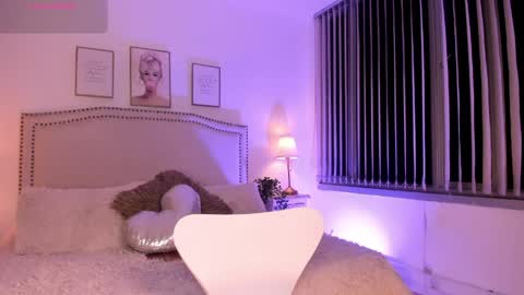 Onlyfans isa bella 23 online show from 06/03/26, 04:04