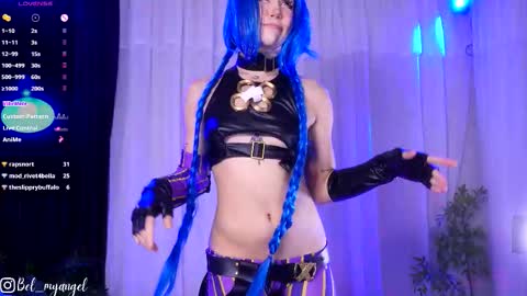 In instagran bel myangel online show from 03/10/26, 04:23