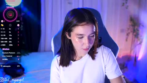Snapshot of bella_franco chatting on 05/05/26, 05:54 In instagran bel myangel online show from 05/05/26, 05:54