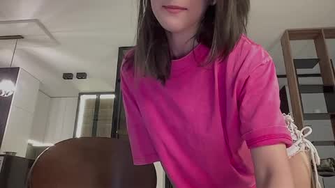 Snapshot of bella_hayes chatting on 03/31/26, 06:03 Bella next stream December 2 at 9pm gmt online show from 03/31/26, 06:03
