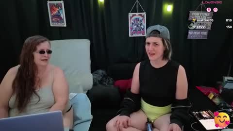 Bella James online show from 11/12/25, 04:40