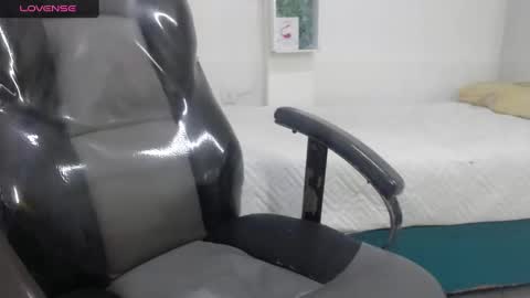 lady online show from 02/26/25, 11:37