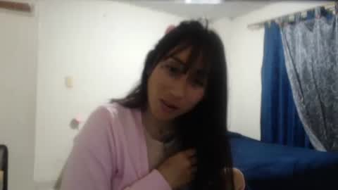 bella_luna34 online show from 02/13/26, 04:08