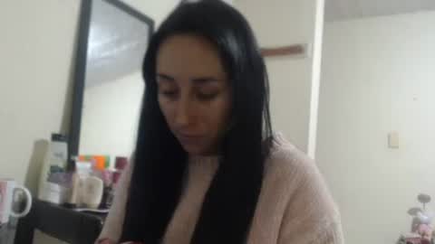 bella_luna34 online show from 02/17/26, 04:09