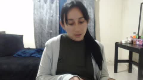 bella_luna34 online show from 02/25/26, 03:27