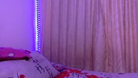 bella_mc online show from 11/30/25, 02:48