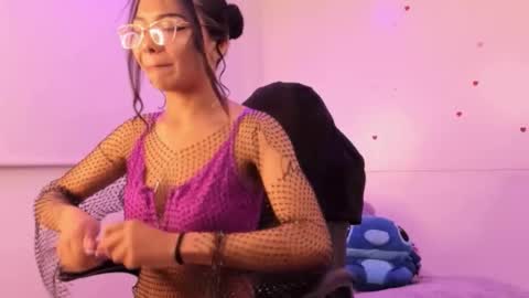 Bella online show from 03/23/26, 05:50