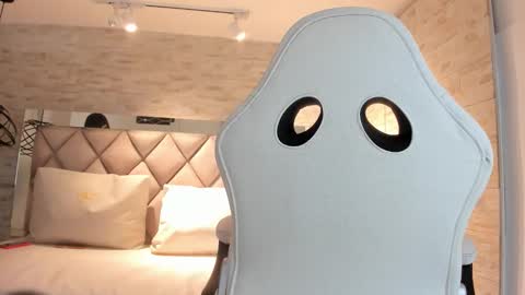 Snapshot of bella_novoa chatting on 03/02/26, 05:08 BELLA online show from 03/02/26, 05:08