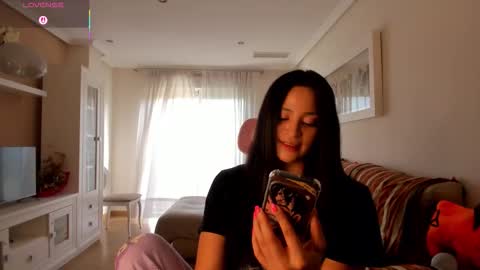 Snapshot of bella_pocahontas3 chatting on 10/13/25, 03:12 bella_pocahontas3 online show from 10/13/25, 03:12