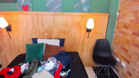 Bella Riviera online show from 10/13/25, 07:03