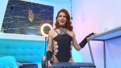 Snapshot of bella_salvatore chatting on 11/11/25, 09:26 online show from 11/11/25, 09:26