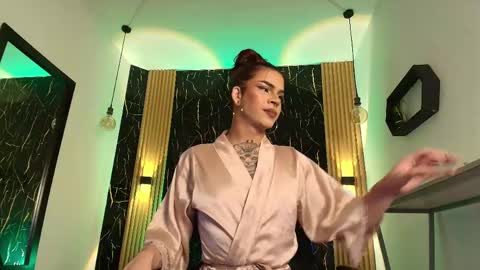     online show from 04/13/26, 08:25