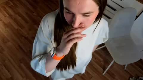 Bella online show from 05/21/26, 02:57