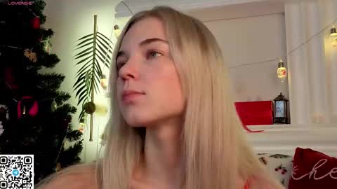 Bella online show from 12/22/25, 12:51