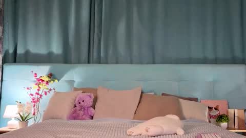 Bella online show from 02/20/26, 01:02