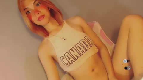 Snapshot of bella_tara chatting on 12/12/24, 07:48 Bella online show from 12/12/24, 07:48